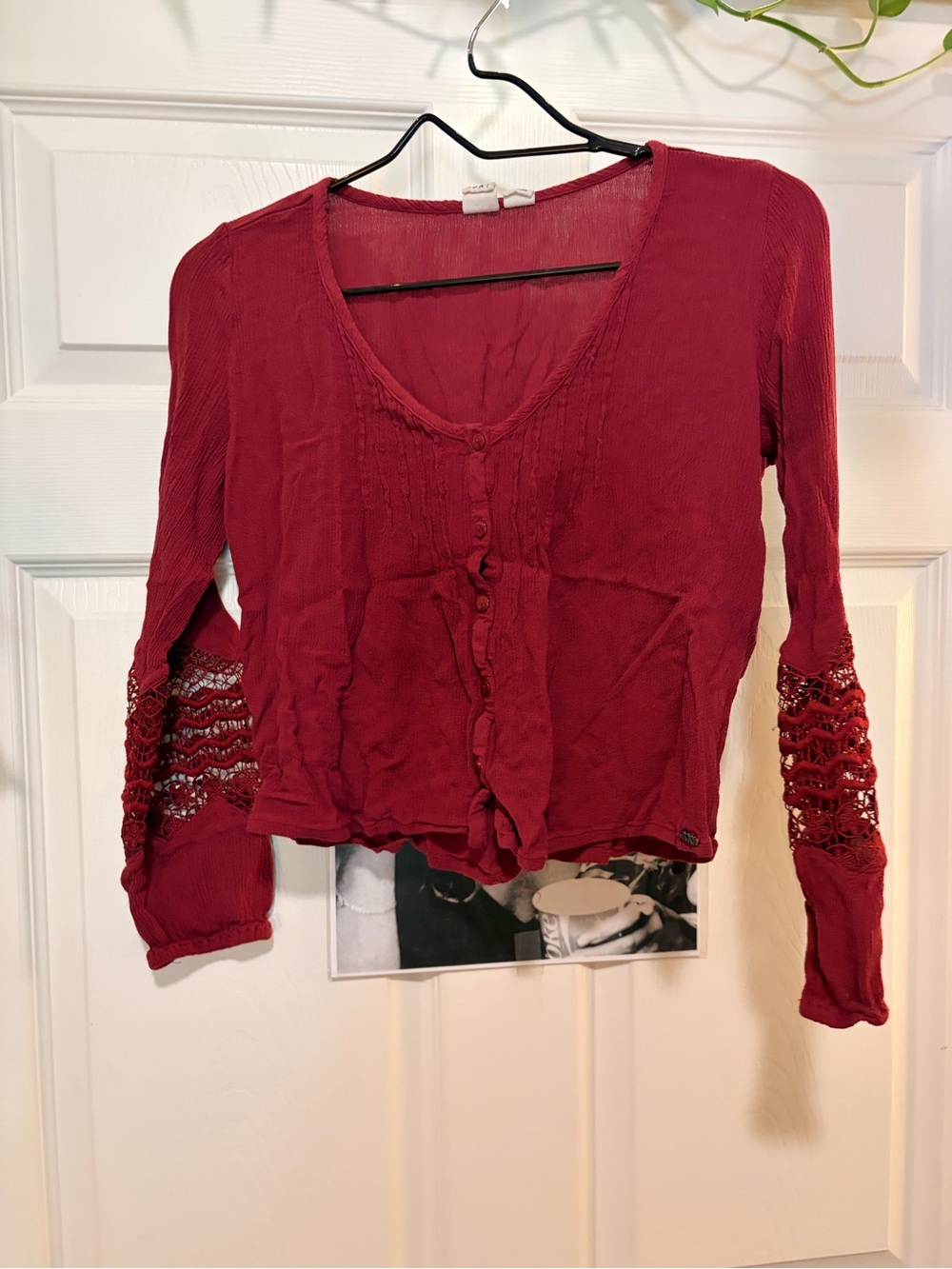 Roxy Women's Cranberry Red Button-Front Lace Sleeve Top